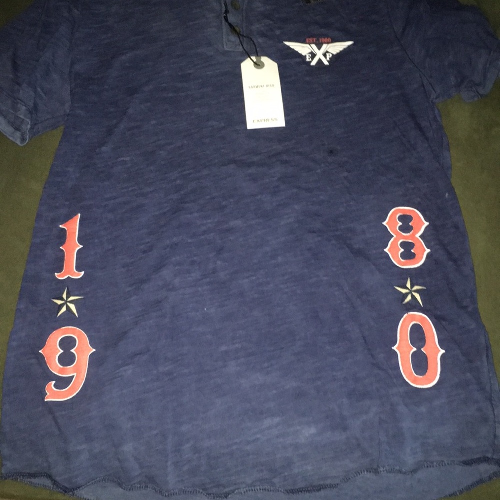 Express Tee shirt NWT